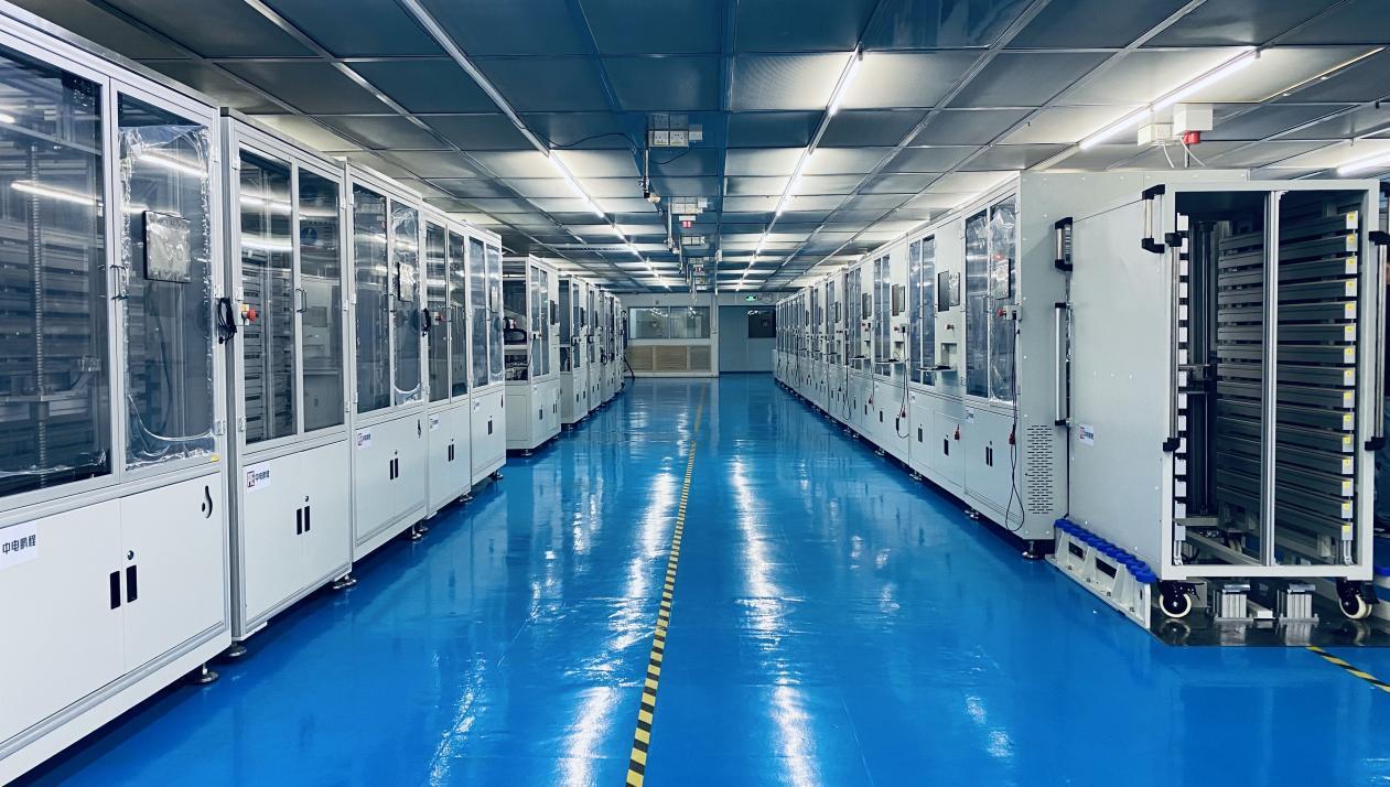 中電鵬程在深圳發布云計算服務器高端智能產線