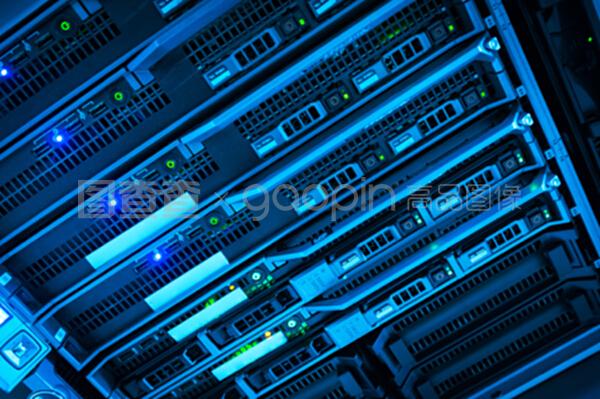 網(wǎng)絡(luò)服務(wù)器與云計(jì)算裝備技術(shù)服務(wù) 數(shù)字化時代的基石